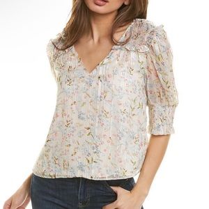 Walter baker floral blouse short sleeve ruffle blouse puff sleeve cream XS